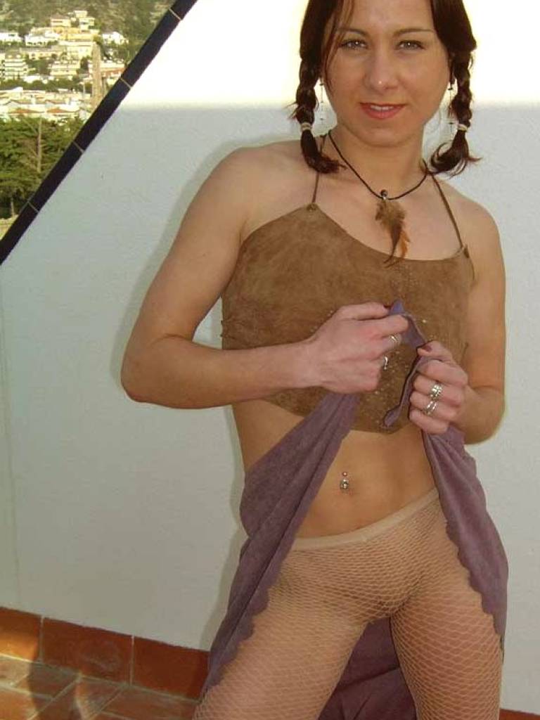 discreet dating Minot AFB
